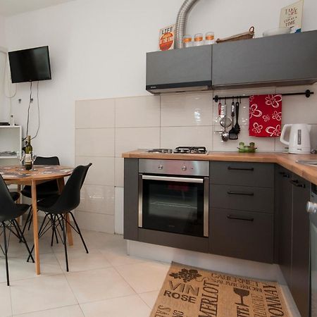 ברודאריצה Apartments Alisa מראה חיצוני תמונה