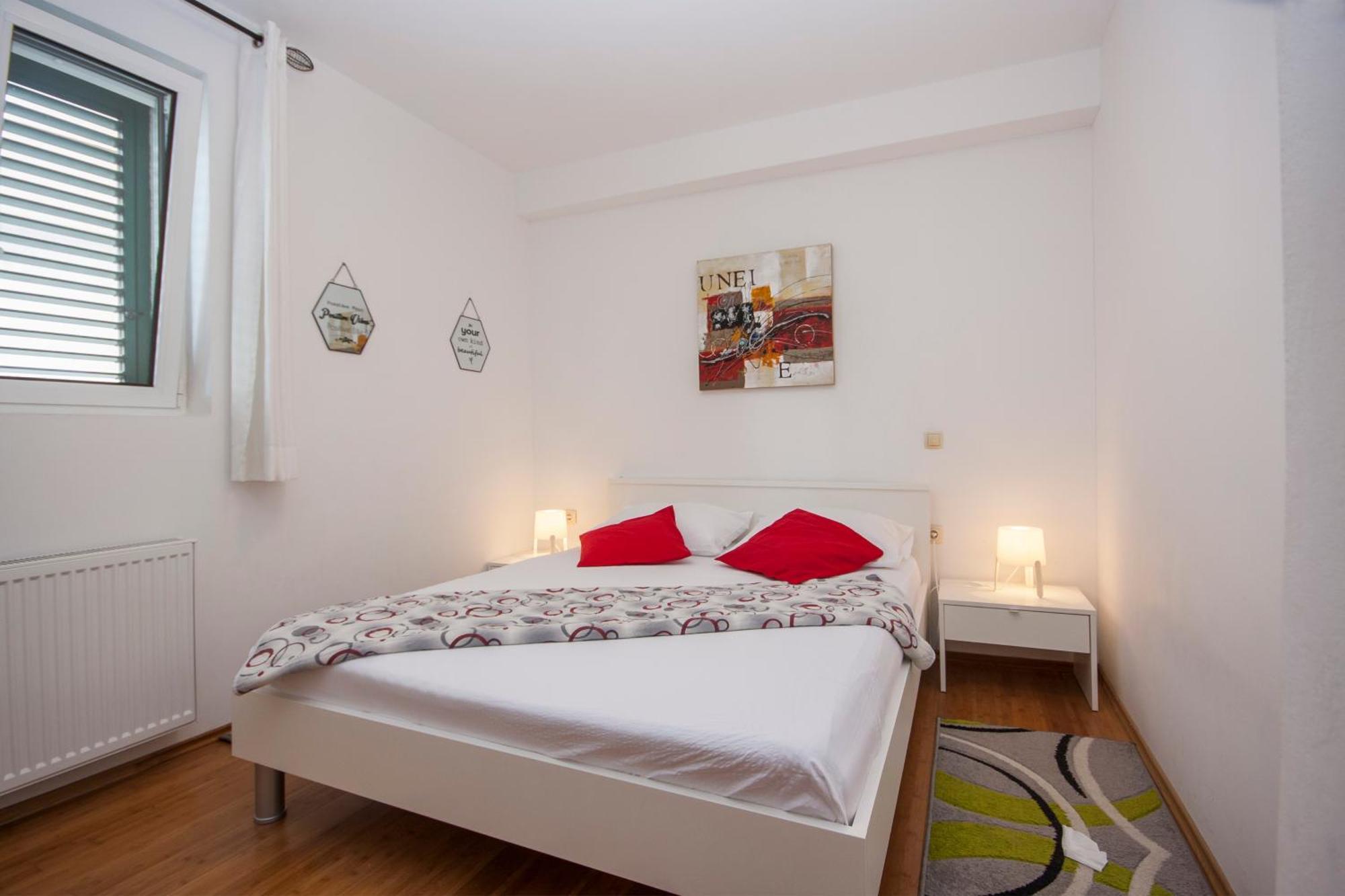 ברודאריצה Apartments Alisa מראה חיצוני תמונה