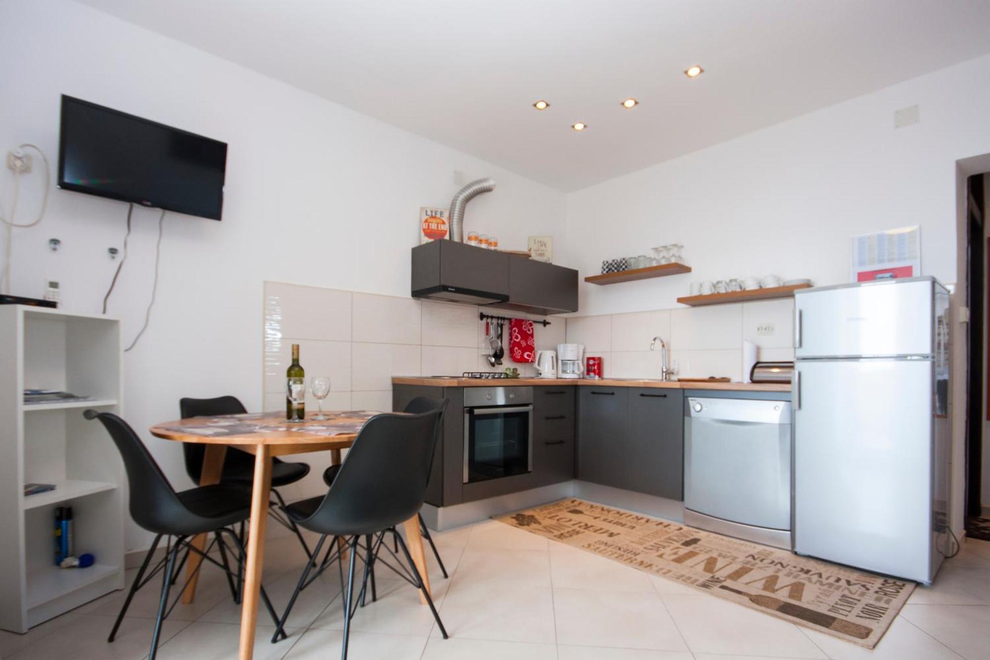 ברודאריצה Apartments Alisa מראה חיצוני תמונה