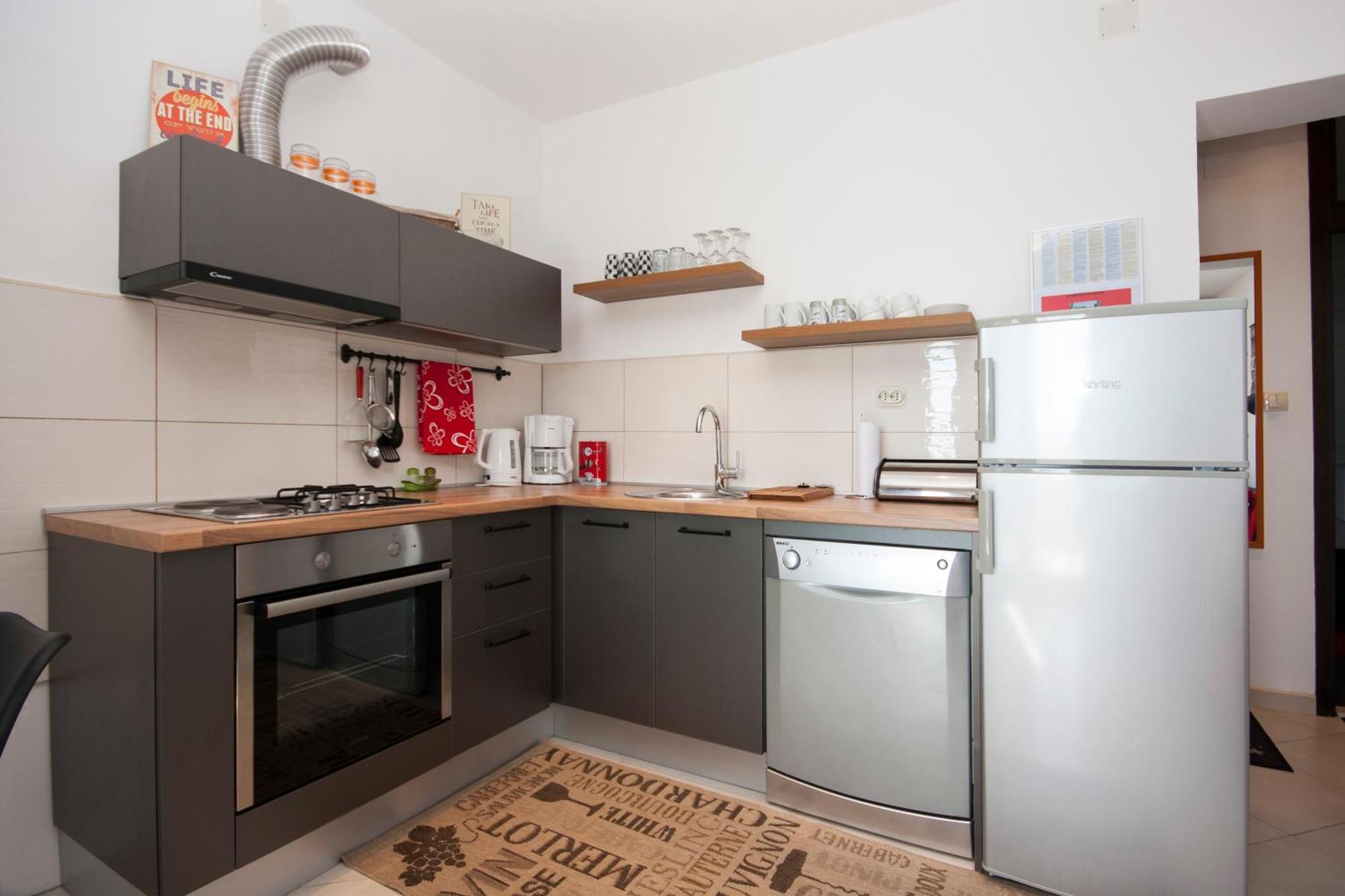 ברודאריצה Apartments Alisa מראה חיצוני תמונה