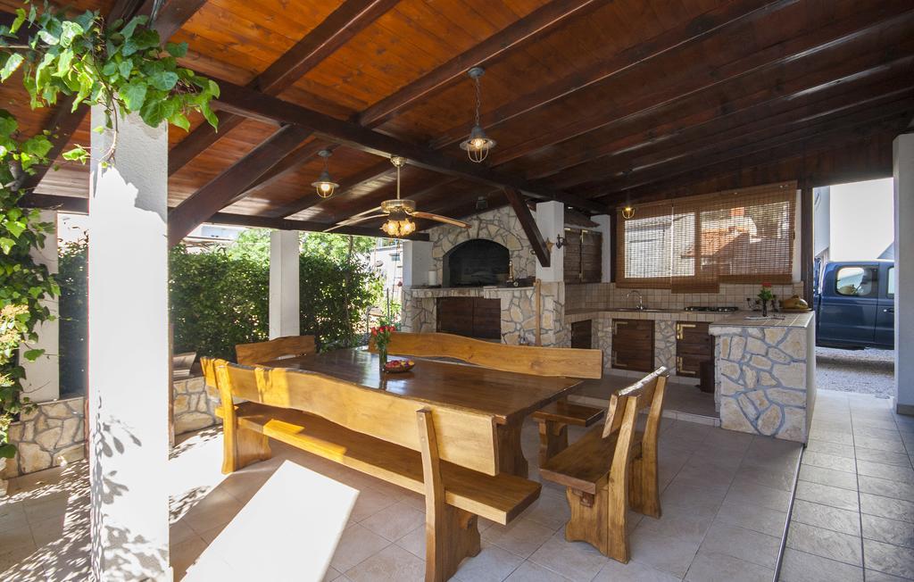 ברודאריצה Apartments Alisa מראה חיצוני תמונה